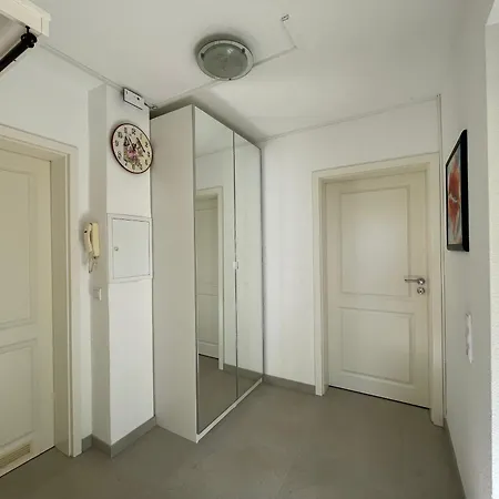 In Zentraler Lage-18 Minuten Mit S-bahn In Koeln Zentrum Apartament *